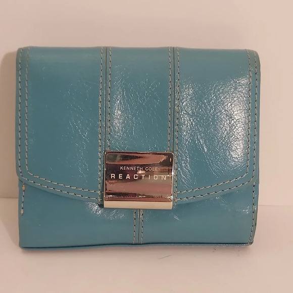 Kenneth Cole Reaction Leather Blue Bifold Wallet - Picture 1 of 12